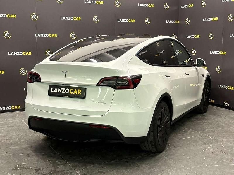 Usata Tesla Model Y 152 kW (208 CV) 2023 Bianco SUV