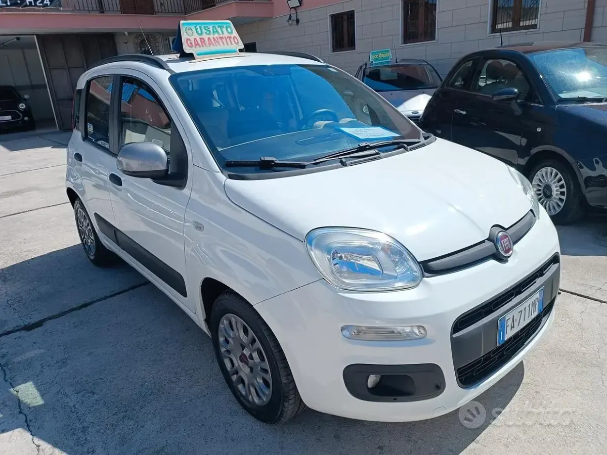 Usata Fiat Panda Easy 69 CV (50 kW) 2015 Bianco Utilitaria