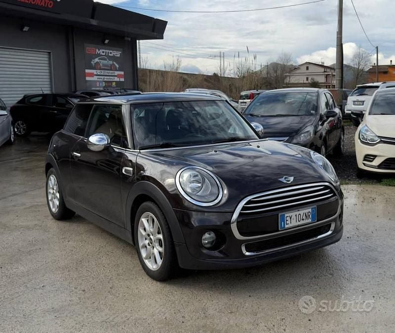 Usata Mini Cooper Hype 136 CV (100 kW) 2015 Bianco Utilitaria