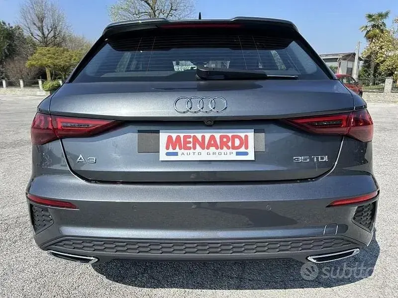 Usata Audi A3 S-Line 150 CV (110 kW) 2023 Grigio Berlina