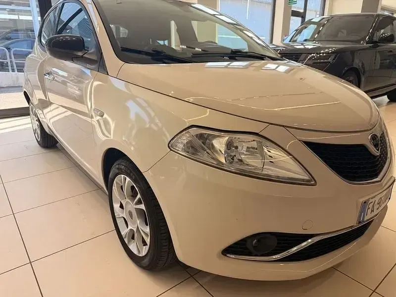 Usata Lancia Ypsilon S 95 CV (69 kW) 2015 Other Utilitaria