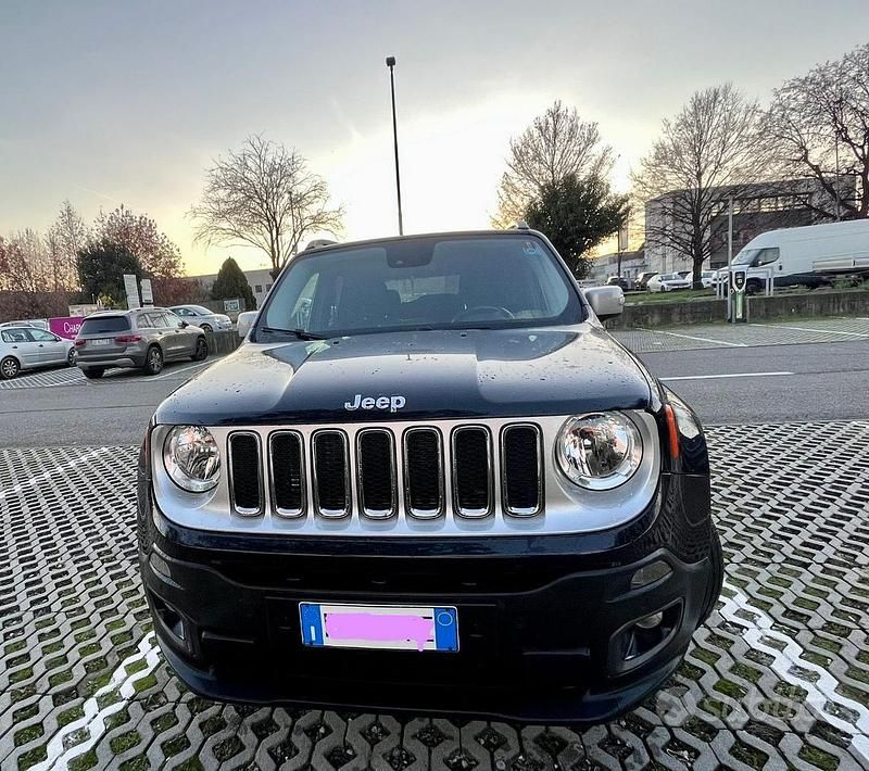 Usata Jeep Renegade Limited 140 CV (102 kW) 2017 Nero SUV