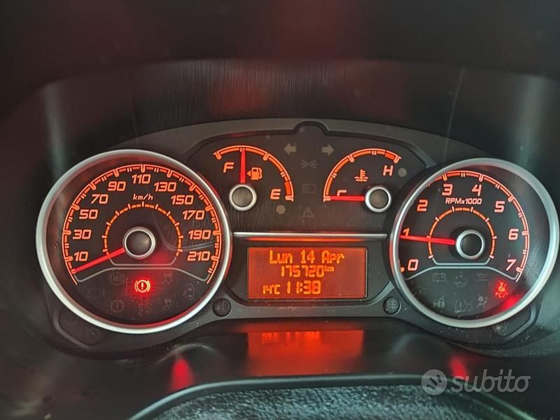Usata Fiat Doblò 105 CV (77 kW) 2017 Monovolume