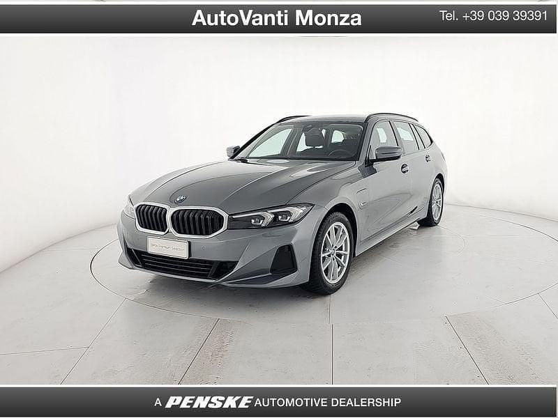 Grigio Usata 2022 BMW 320e Comfort Edition Station wagon | 32.890 € (Buon prezzo) - Immagine 1/3