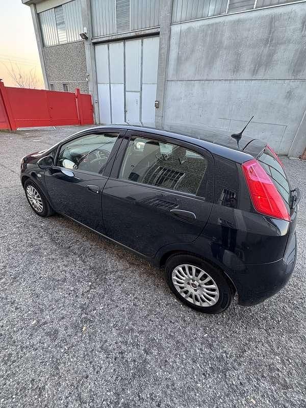 Usata Fiat Punto Lounge 95 CV (69 kW) 2018 Utilitaria