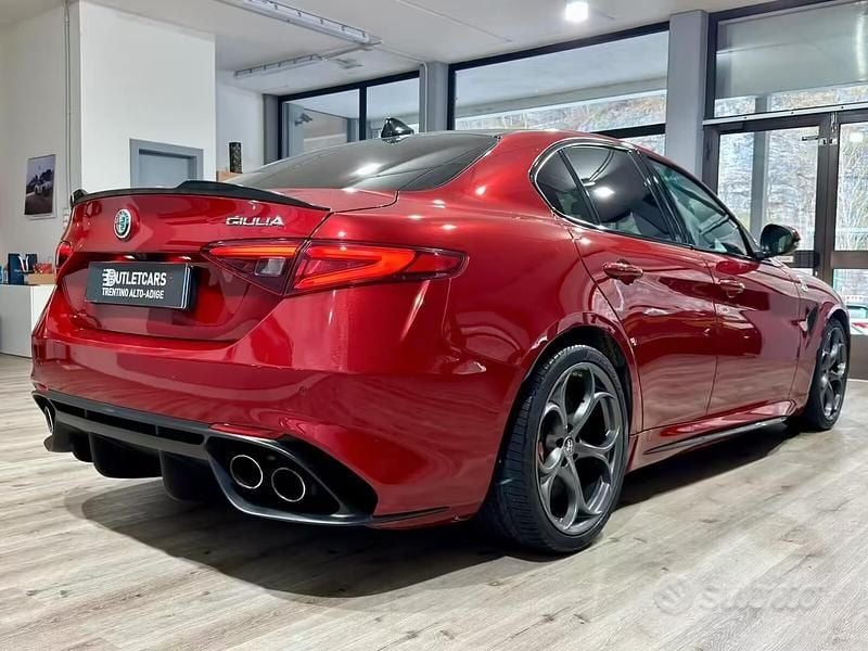 Usata Alfa Romeo Giulia Quadrifoglio 510 CV (375 kW) 2017 Rosso Berlina