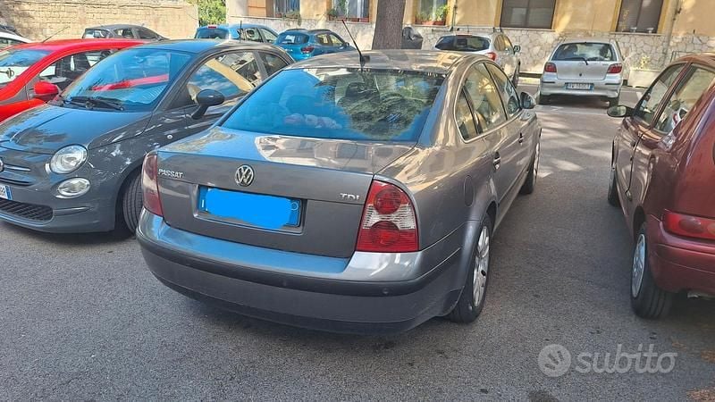 Usata VW Passat 130 CV (95 kW) 2005 Berlina