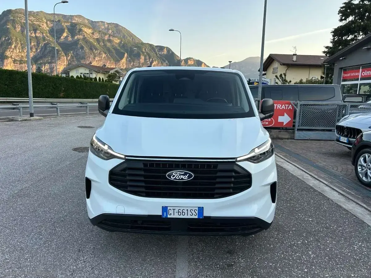 Usata Ford Transit Trend 136 CV (100 kW) 2024 Bianco Berlina
