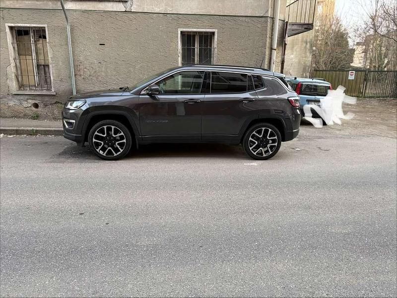 Usata Jeep Compass Limited 140 CV (102 kW) 2018 SUV