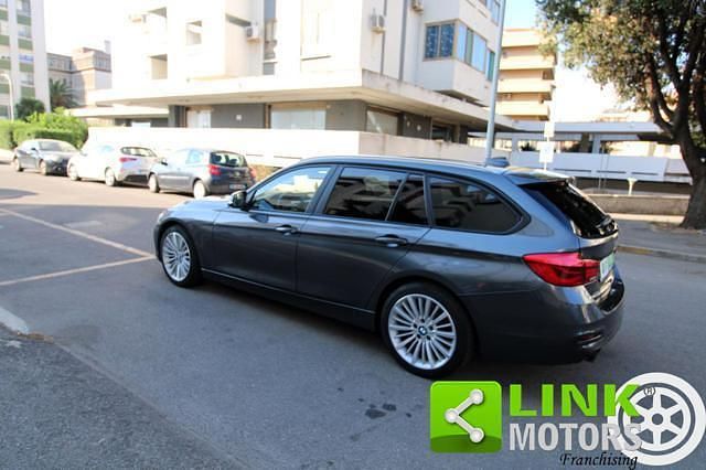 Usata BMW 318 Luxury Line 150 CV (110 kW) 2019 Grigio Station wagon