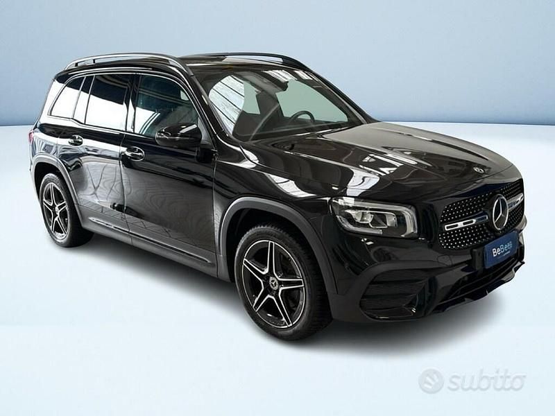 Usata Mercedes GLB200 Premium 150 CV (110 kW) 2022 Nero SUV