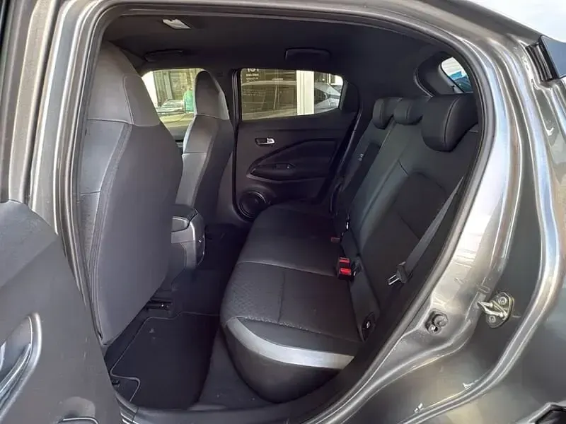Usata Nissan Juke N-Connecta 143 CV (105 kW) 2023 Grigio SUV