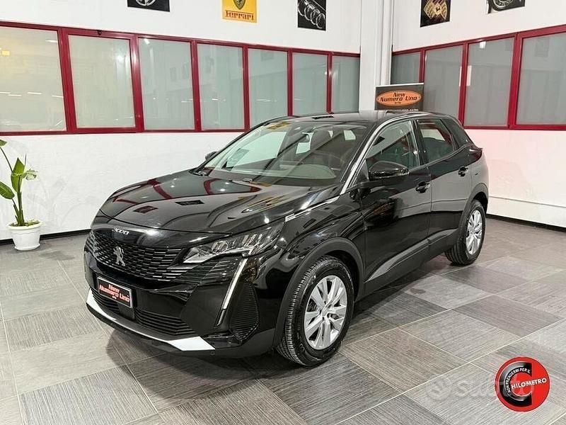 Usata Peugeot 3008 Allure 130 CV (95 kW) 2021 Nero SUV