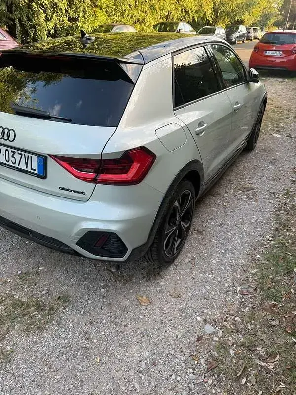 Usata Audi A1 Ambiente 110 CV (80 kW) 2023 Beige SUV
