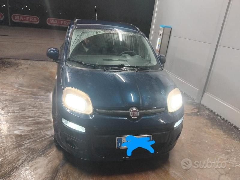 Usata Fiat Panda 69 CV (50 kW) 2019 Blu Utilitaria