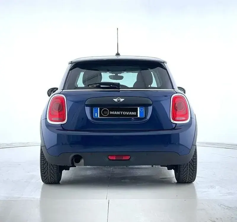 Usata Mini One D Business 95 CV (69 kW) 2014 Blu Utilitaria