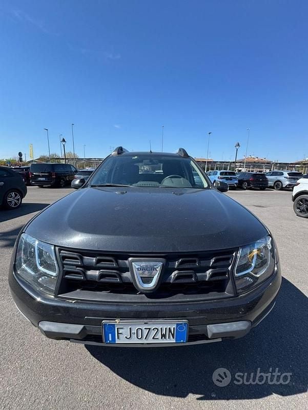 Usata Dacia Duster 115 CV (84 kW) 2017 Nero SUV
