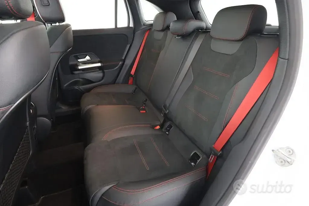 Usata Mercedes GLA45 AMG AMG 421 CV (309 kW) 2023 Bianco SUV