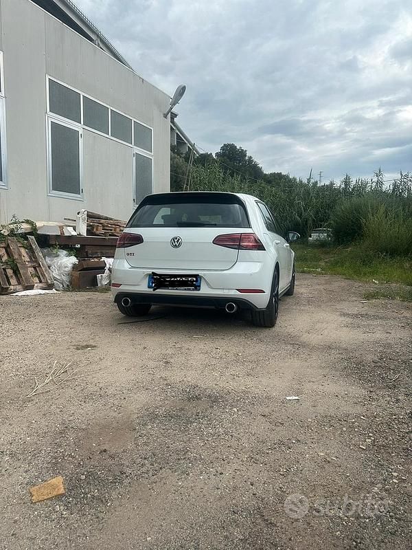 Usata VW Golf VII GTI 245 CV (180 kW) 2019 Bianco Berlina