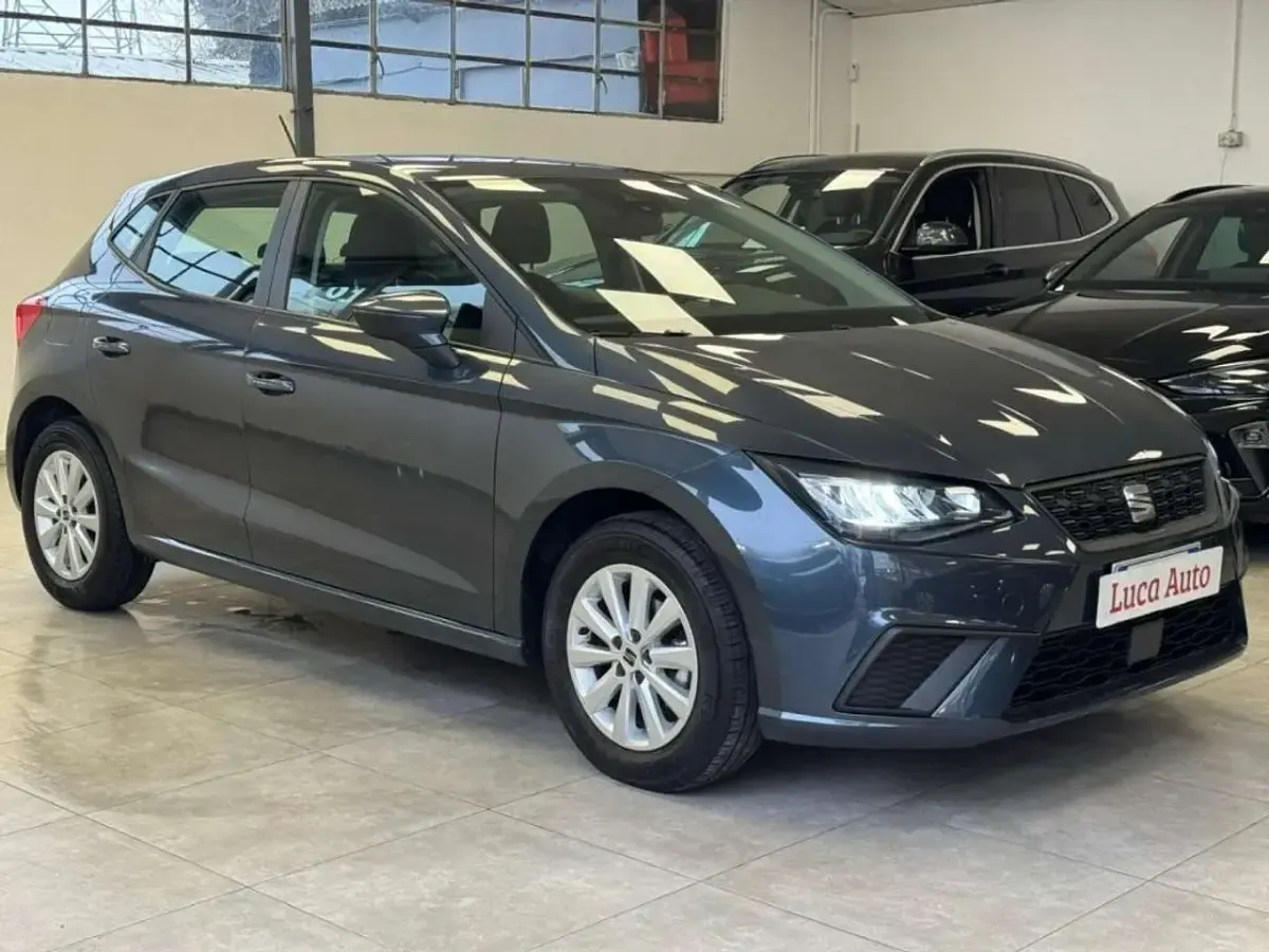 Usata Seat Ibiza 95 CV (69 kW) 2025 Grigio scuro Utilitaria
