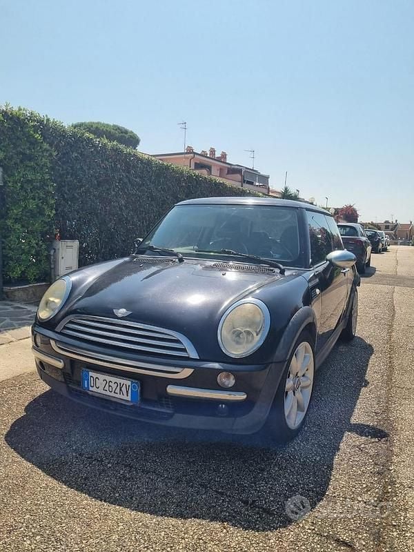 Usata Mini ONE 90 CV (66 kW) 2007 Nero Utilitaria