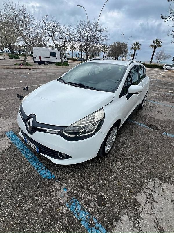 Usata Renault Clio GrandTour 75 CV (55 kW) 2014 Bianco Station wagon