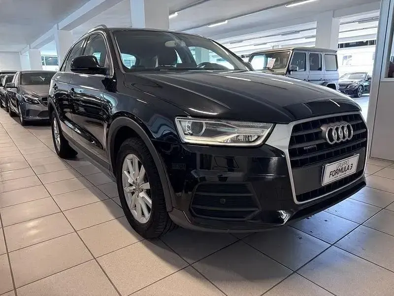 Usata Audi Q3 Business 150 CV (110 kW) 2015 Nero SUV