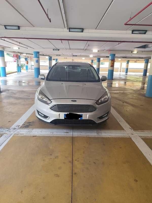 Usata Ford Focus Business Edition 120 CV (88 kW) 2015 Station wagon