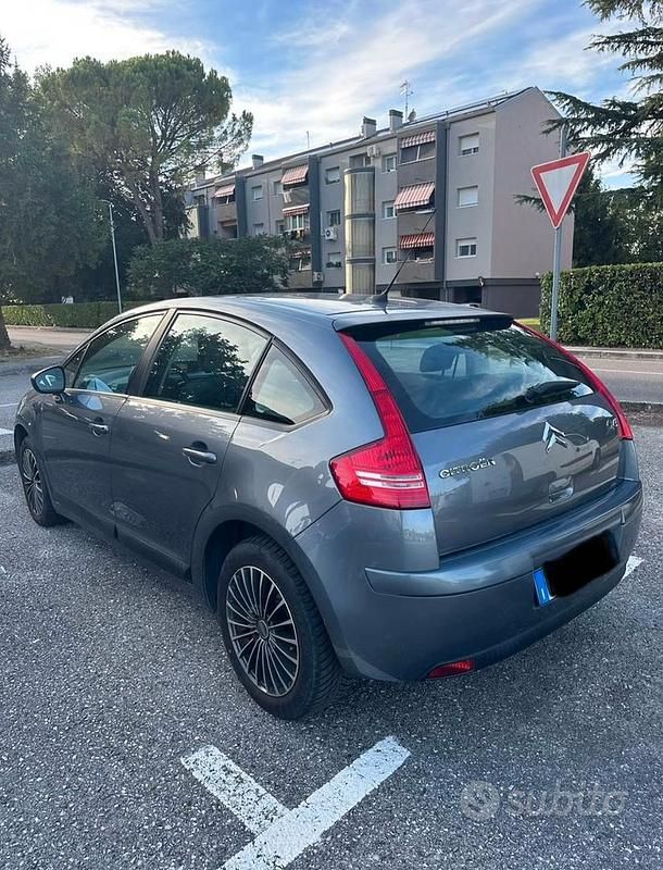 Usata Citroën C4 90 CV (66 kW) 2010 Grigio Berlina