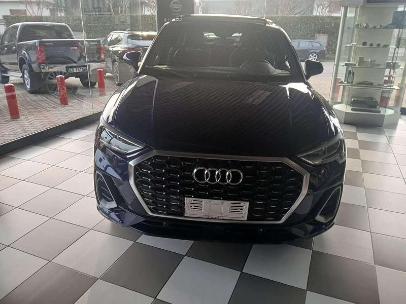 Usata Audi Q3 Sportback S-Line 150 CV (110 kW) 2024 Blu/azzurro SUV