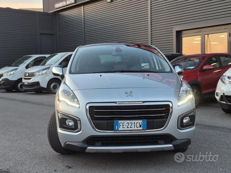 Usata Peugeot 3008 Allure 119 CV (87 kW) 2016 Grigio SUV