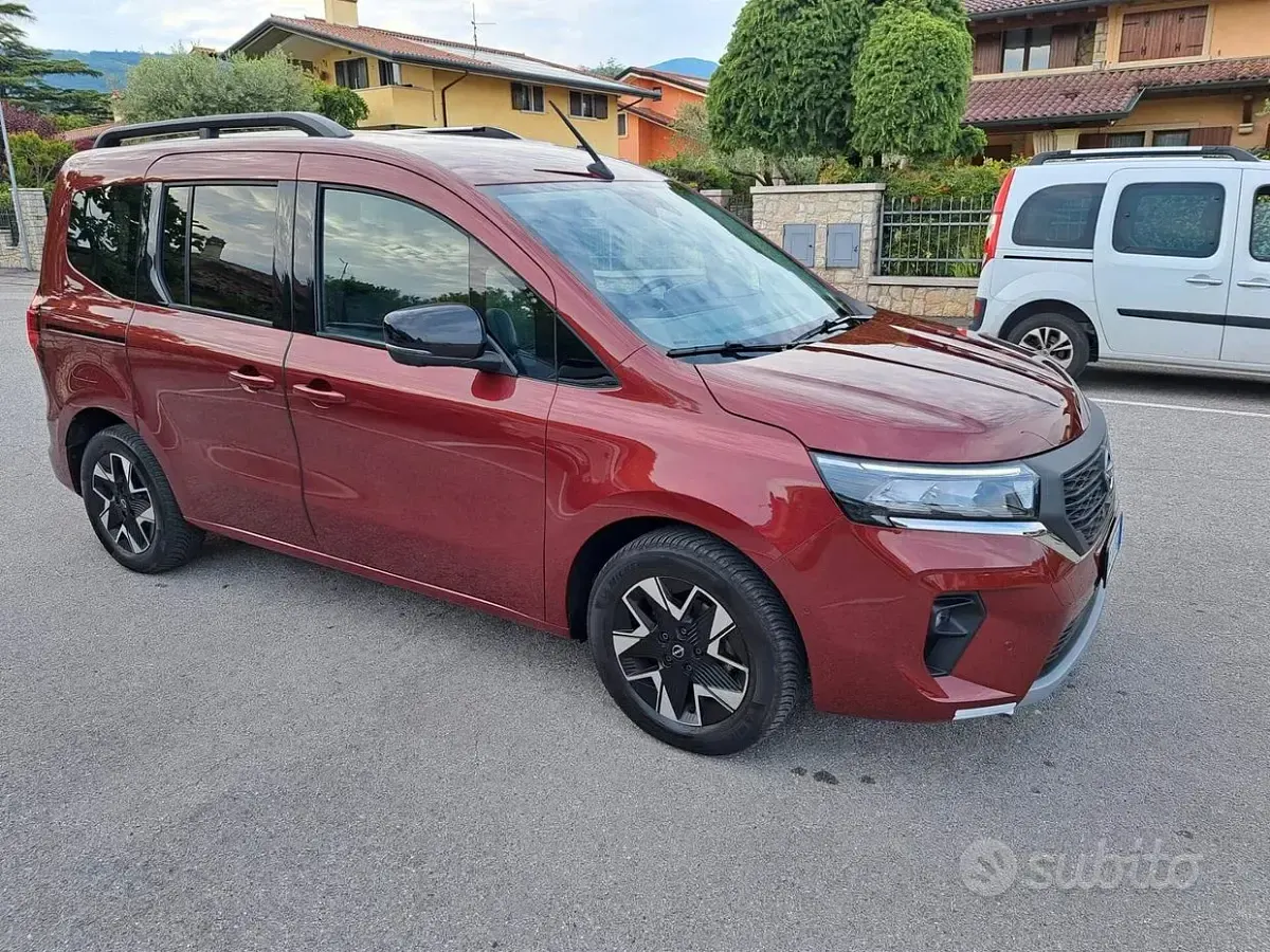 Usata Nissan Townstar Tekna 131 CV (96 kW) 2023 Rosso Furgone