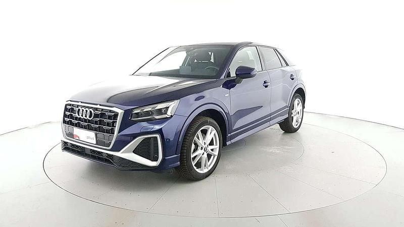 Blu navarra met Usata 2024 Audi Q2 S-Line SUV | 33.800 € (Buon prezzo) - Immagine 1/4