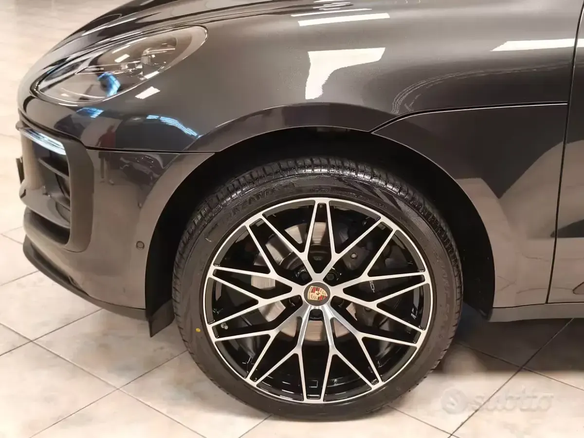 Usata Porsche Macan 265 CV (194 kW) 2021 Grigio SUV