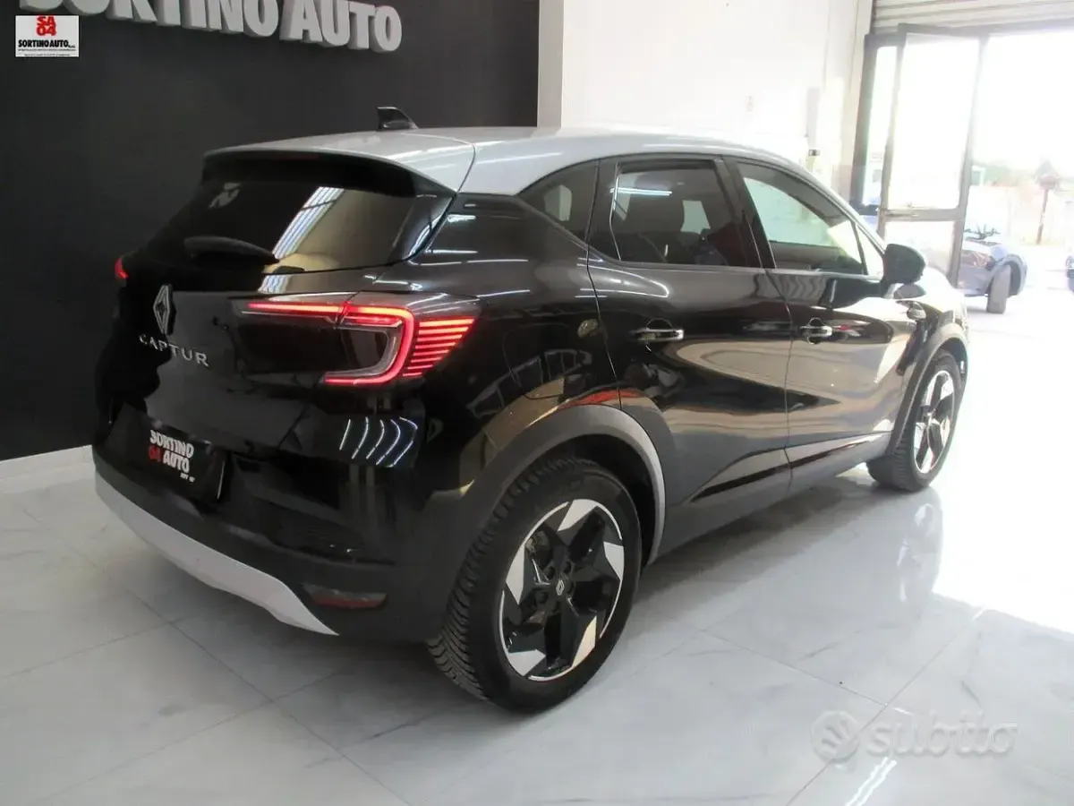 Usata Renault Captur Techno 91 CV (66 kW) 2025 Nero SUV