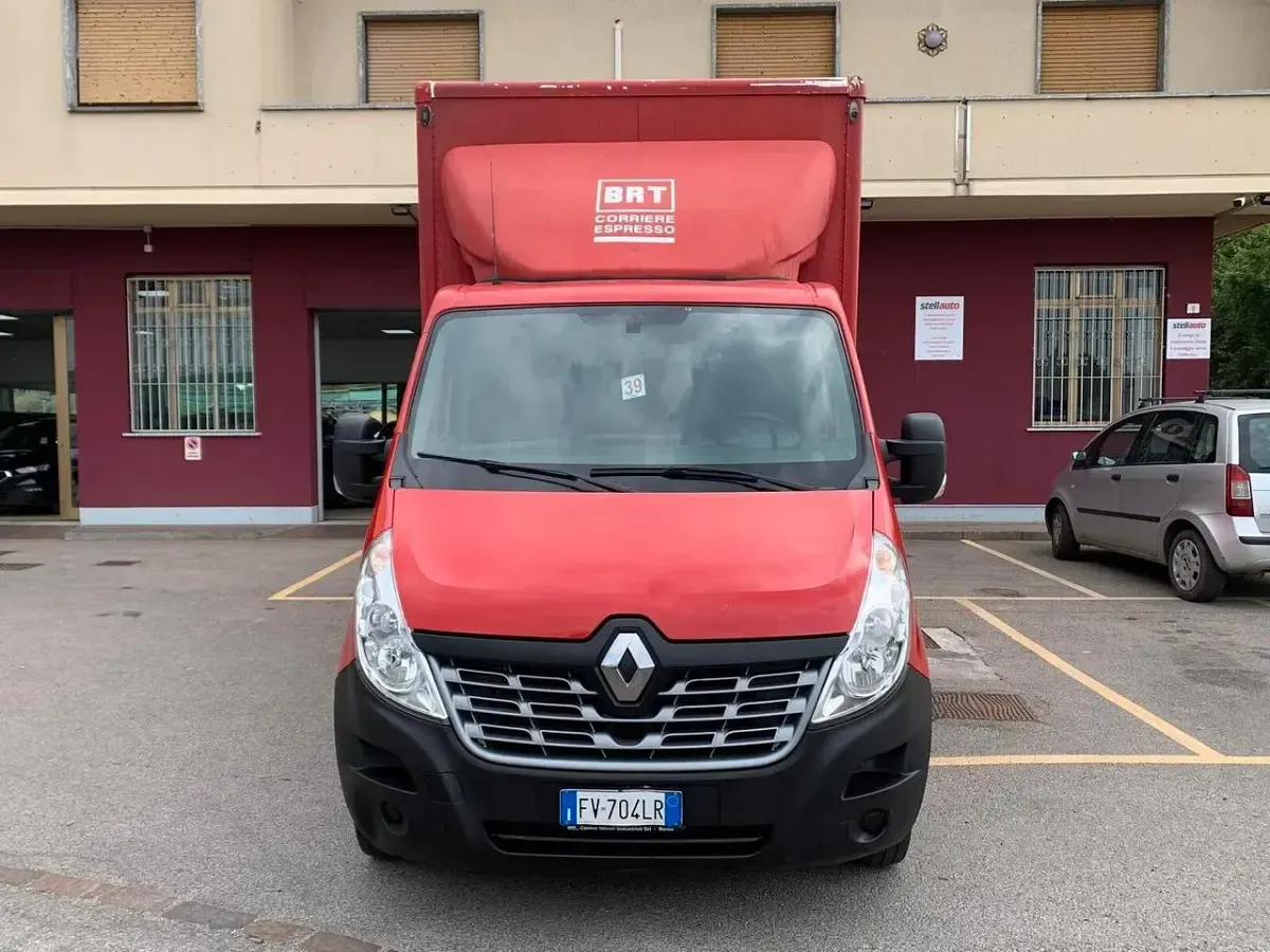 Usata Renault Master 163 CV (119 kW) 2019 Rosso