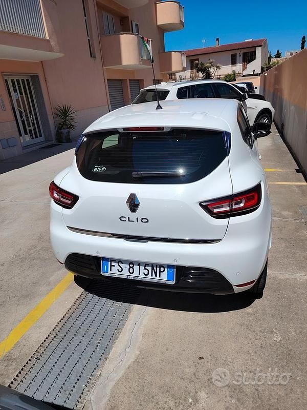 Usata Renault Clio IV 90 CV (66 kW) 2018 Bianco Berlina