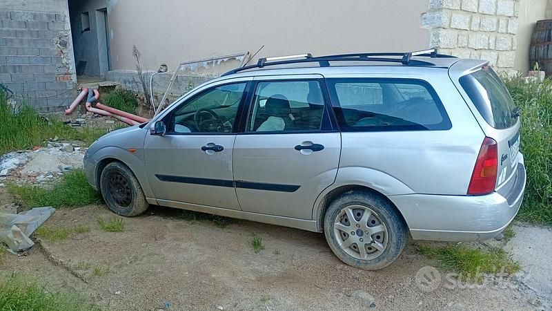Begagnad Ford Focus 2001 Kombi