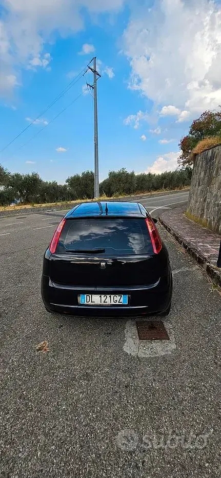 Usata Fiat Grande Punto 75 CV (55 kW) 2008 Nero Utilitaria