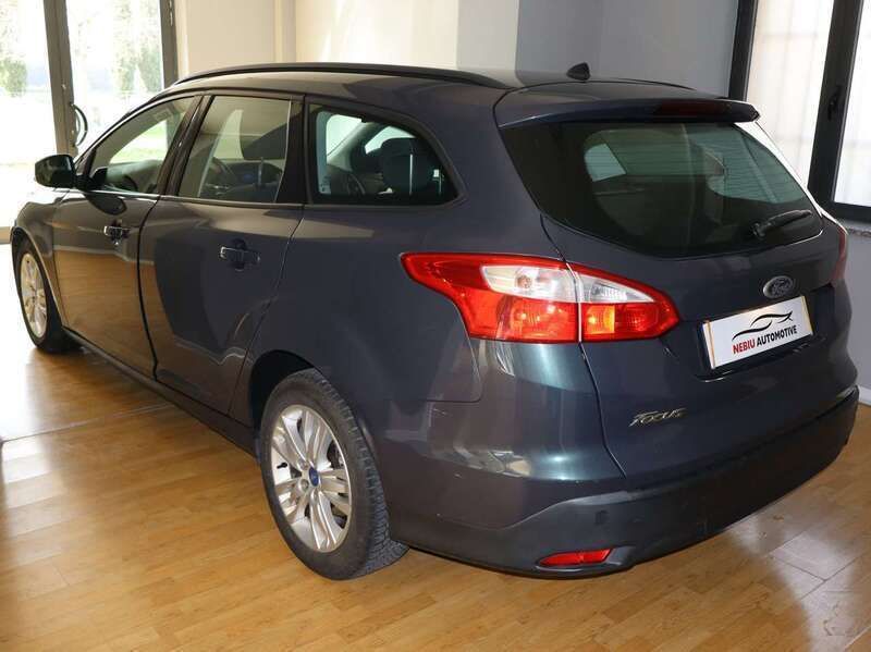 Usata Ford Focus Titanium 95 CV (69 kW) 2012 Grigio Station wagon
