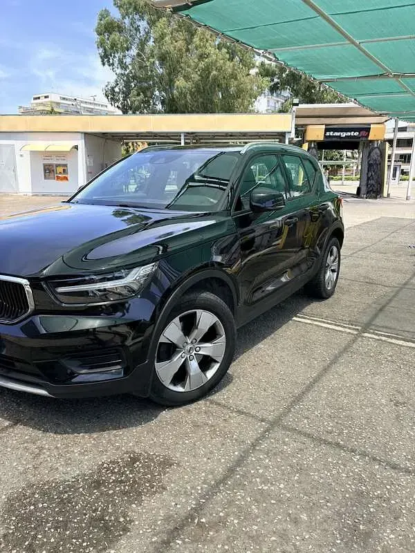 Usata Volvo XC40 Business Edition 150 CV (110 kW) 2019 Nero SUV