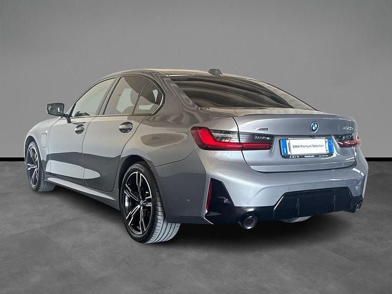 Usata BMW 330 Comfort Edition 184 CV (135 kW) 2024 Berlina