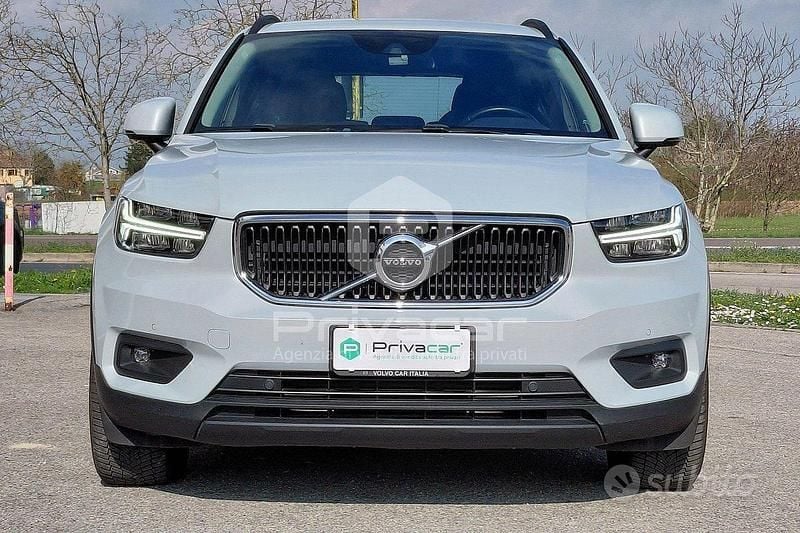 Usata Volvo XC40 150 CV (110 kW) 2020 Grigio SUV