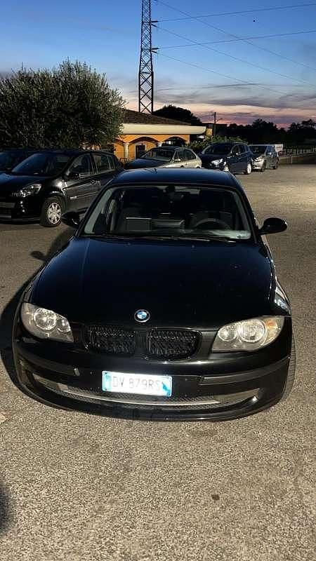 Usata BMW 118 143 CV (105 kW) 2007 Utilitaria