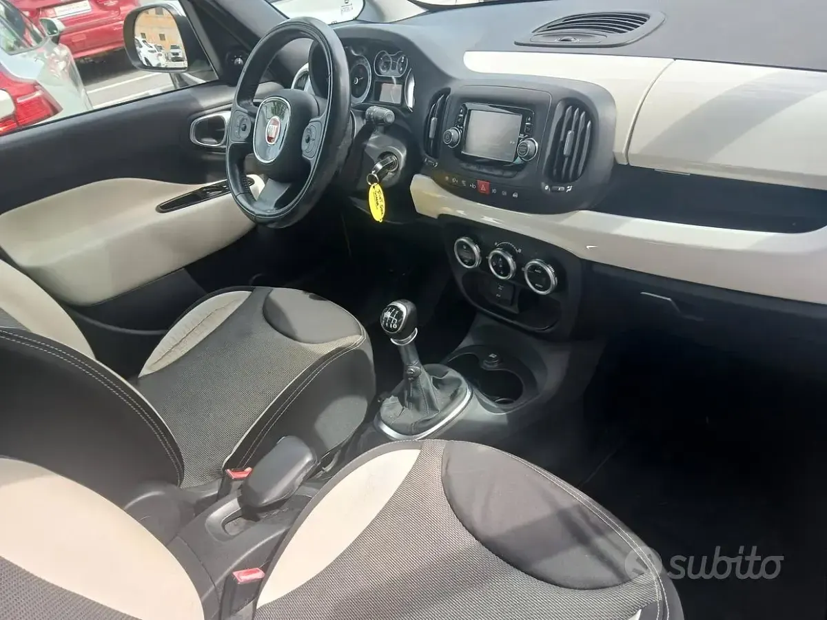 Usata Fiat 500L Trekking 95 CV (69 kW) 2014 Giallo Monovolume