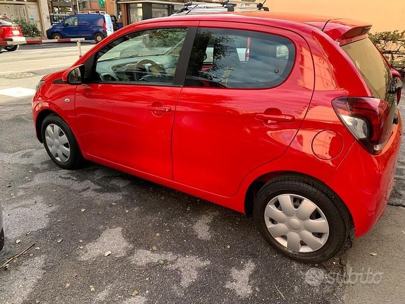 Usata Peugeot 108 Allure 69 CV (50 kW) 2015 Rosso Utilitaria