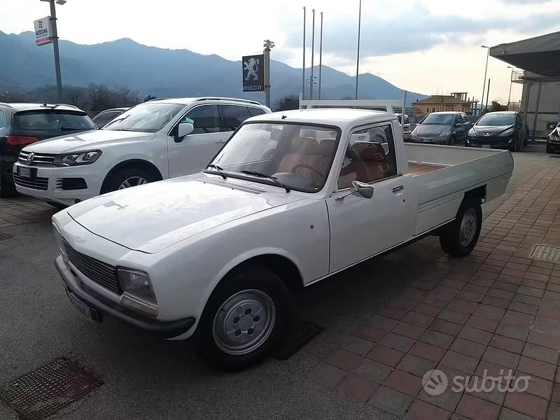 Usata Peugeot 504 89 CV (65 kW) 1989 Beige Pick-up