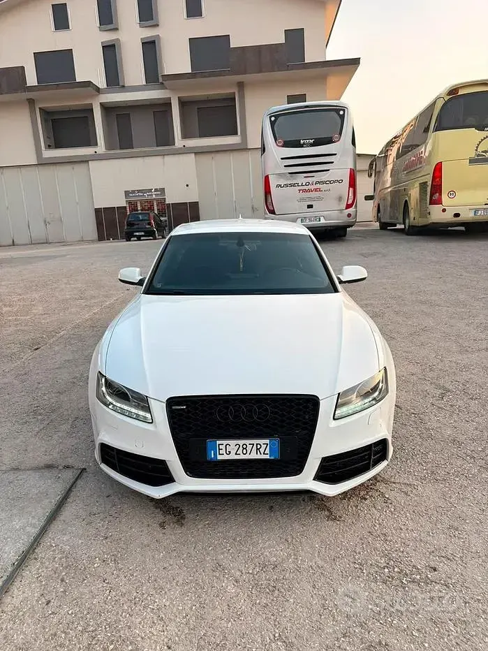 Usata Audi A5 S-Line 170 CV (125 kW) 2011 Bianco Coupé