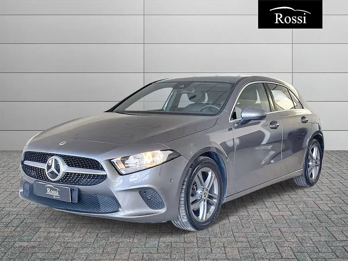 Usata Mercedes A180 Sport 116 CV (85 kW) 2018 Berlina