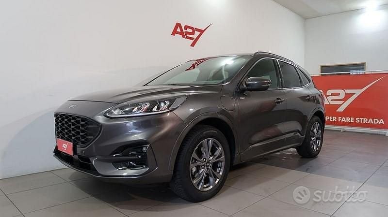Usata Ford Kuga ST-Line 225 CV (165 kW) 2022 Grigio scuro SUV